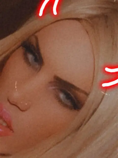 Dirty Blonde Princess (Trans) on OnlyFans