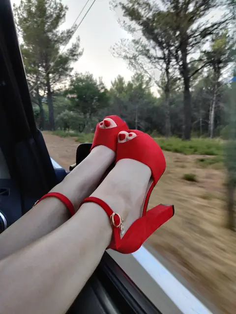 Aurore_83 on OnlyFans