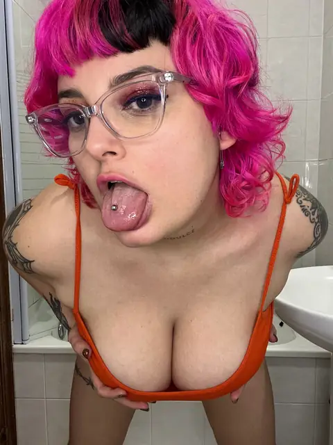 REBECA ADDAMS on OnlyFans