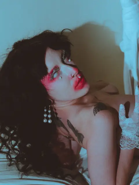 Rose Monster on OnlyFans