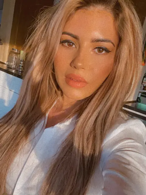 Rose on OnlyFans