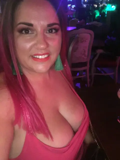 HotWife Mrs H on OnlyFans