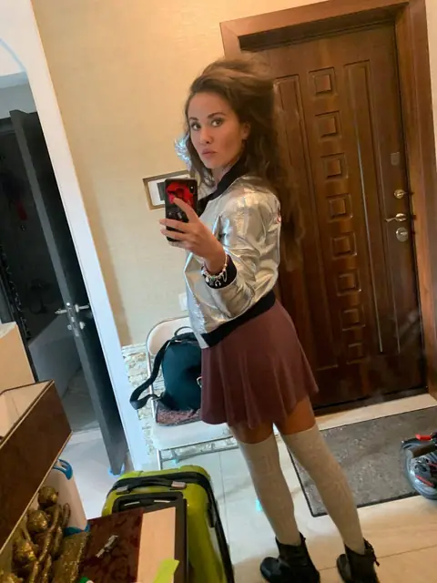 Hot mommy on OnlyFans