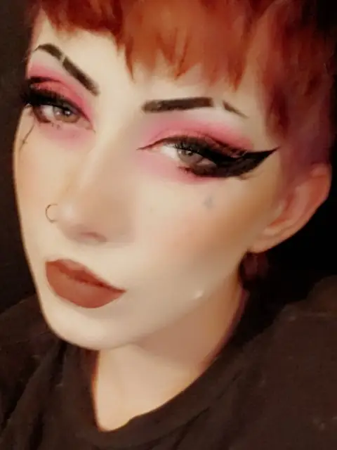 Violet on OnlyFans