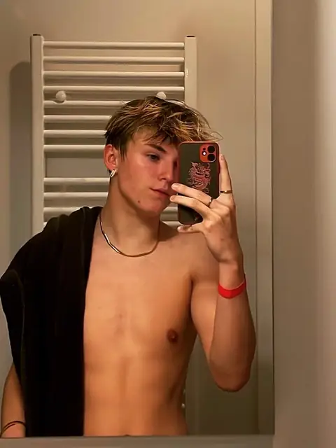 Joshua69 on OnlyFans
