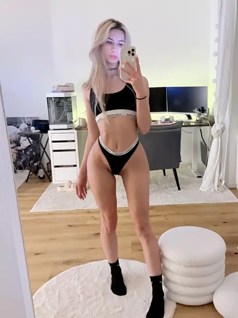 kimchie on OnlyFans