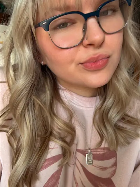 Jules on OnlyFans