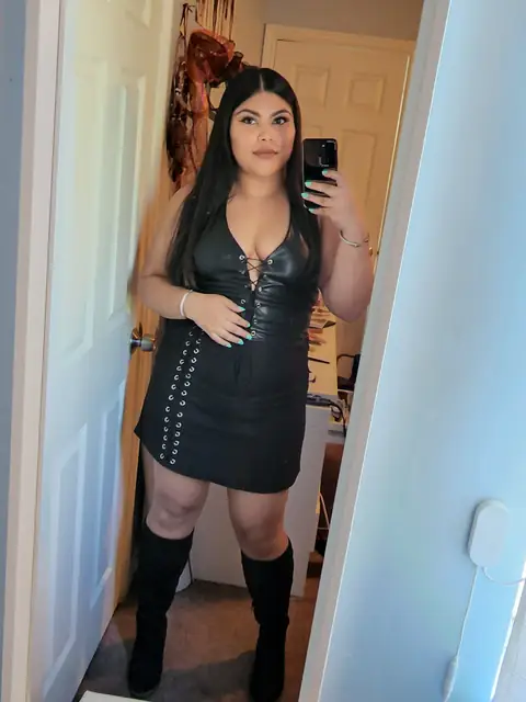 Princess Yollie on OnlyFans