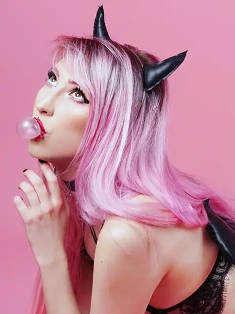 Berry Doll on OnlyFans