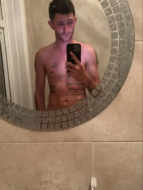 Damon Booth on OnlyFans