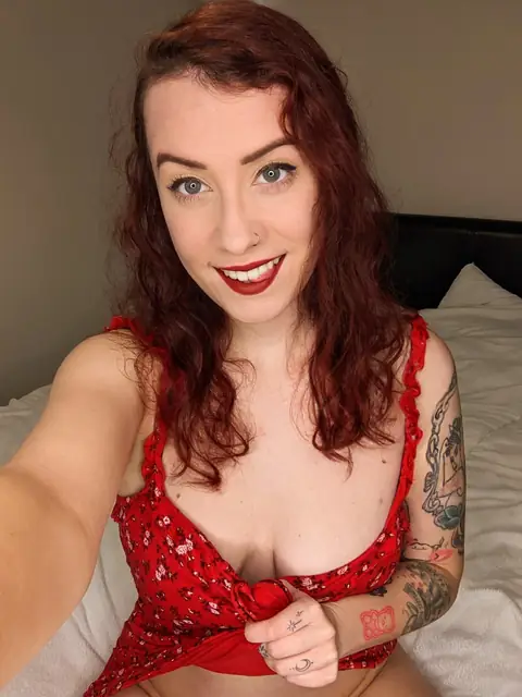 Viola Naughty redhead on OnlyFans