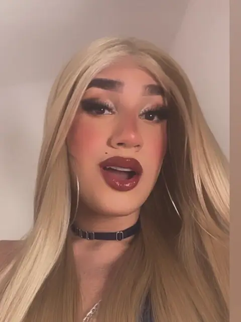 Isabelsexysmile on OnlyFans