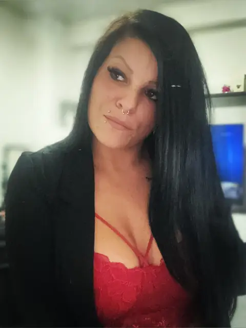 Moni on OnlyFans
