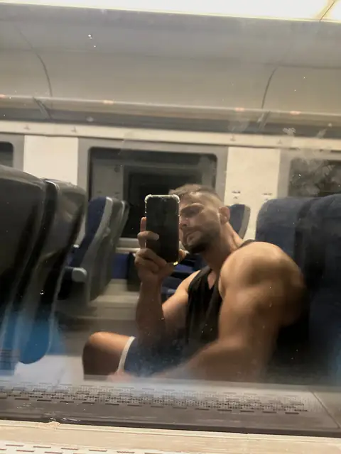 Muscleguy on OnlyFans