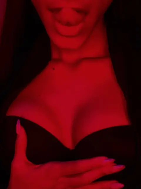 Vngelinv on OnlyFans