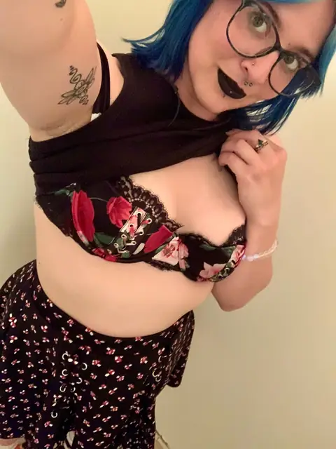 Juniper June on OnlyFans
