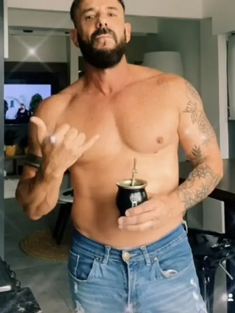 Santimdq on OnlyFans