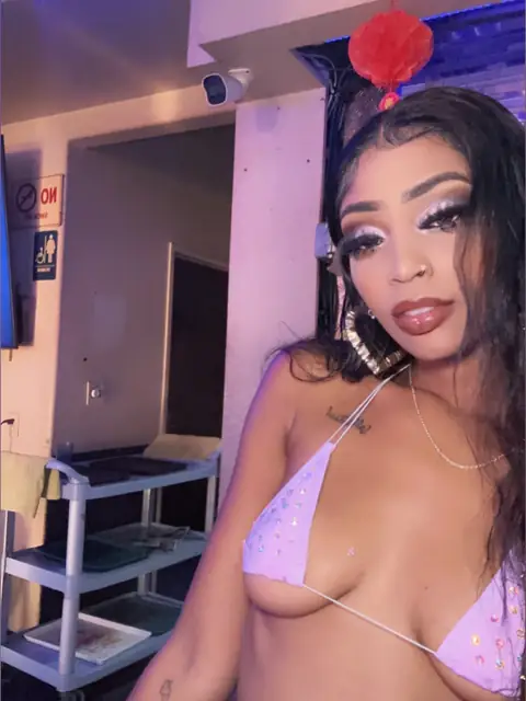 Wet4Kaee OnlyFans profile