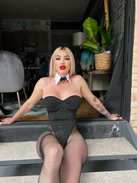 Gia SeX on OnlyFans