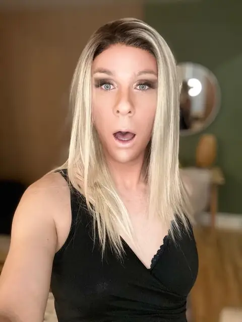 Lexi Love OnlyFans profile