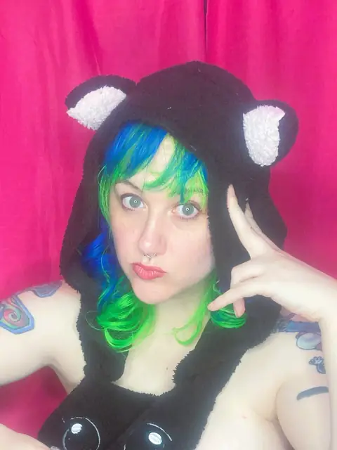 Nikki Nuwave OnlyFans profile