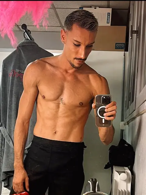 JDLope 34 on OnlyFans