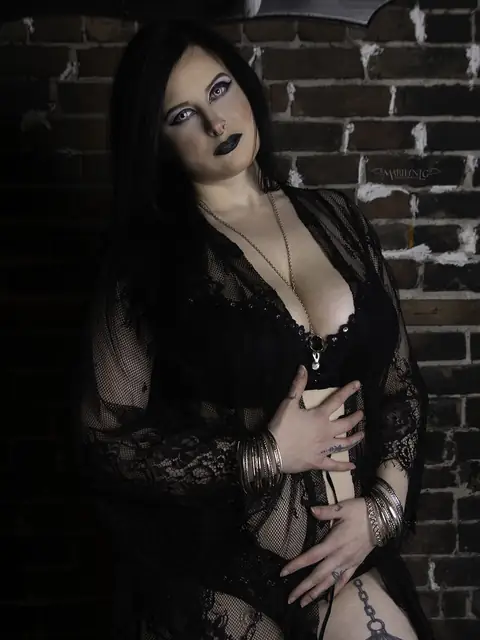 Evora Night OnlyFans profile
