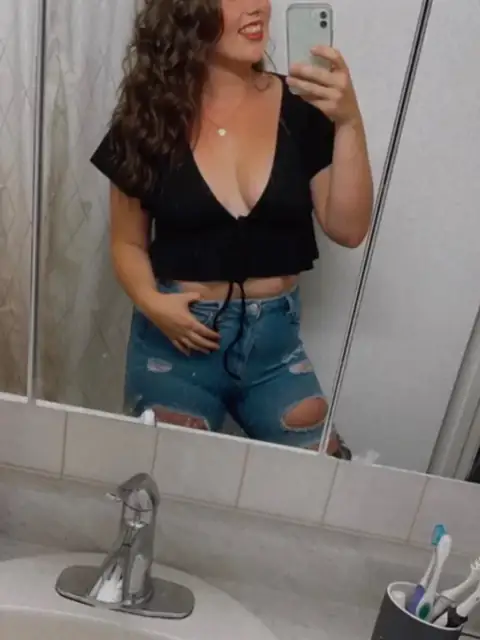 Arya Bendii on OnlyFans