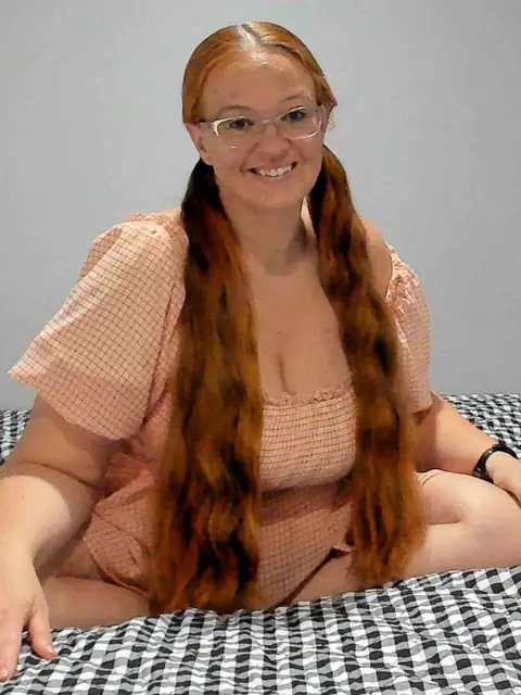Red Queen OnlyFans profile