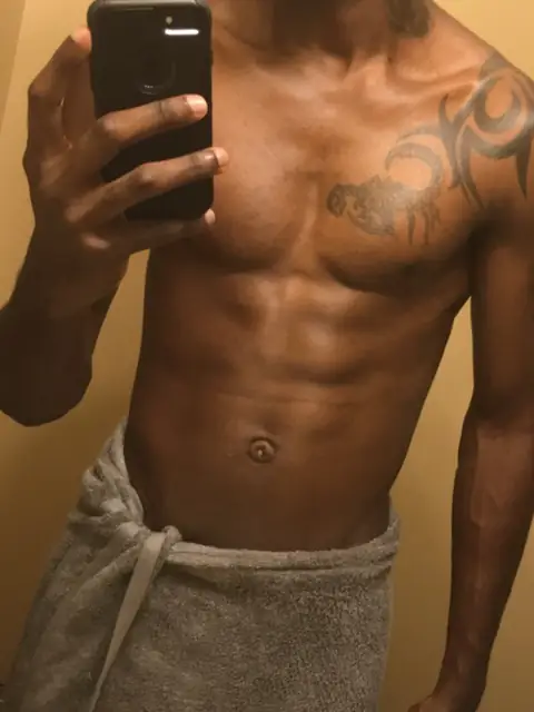 Dark Skyn T on OnlyFans