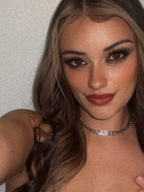 Mila Montoya on OnlyFans