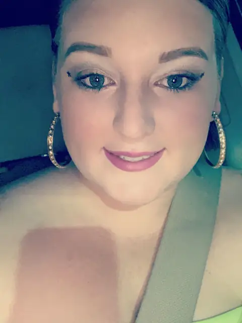 Lolovevee top 7% OnlyFans profile