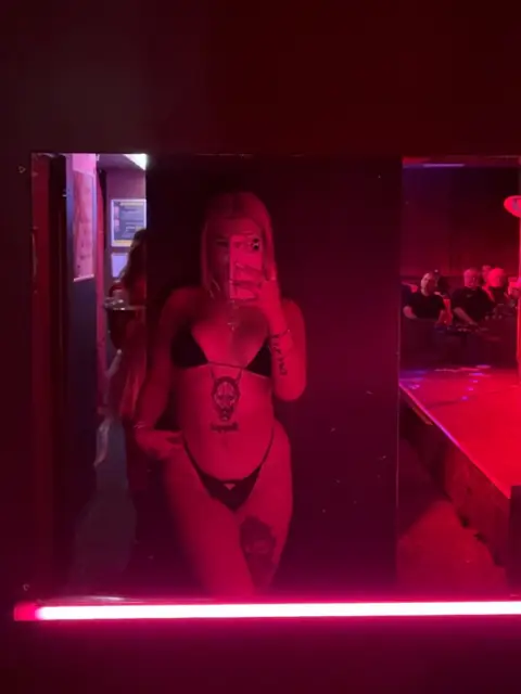 vienna baby on OnlyFans