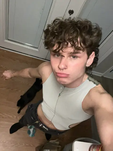 L on OnlyFans