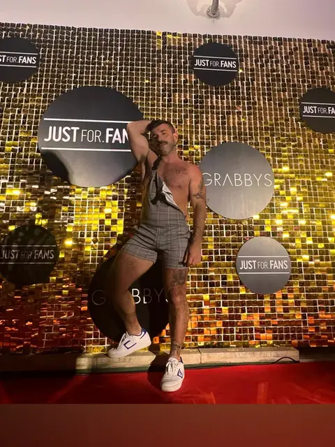 Minipouss_Free on OnlyFans