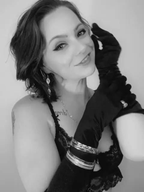 Charly.Cherryblossom OnlyFans profile