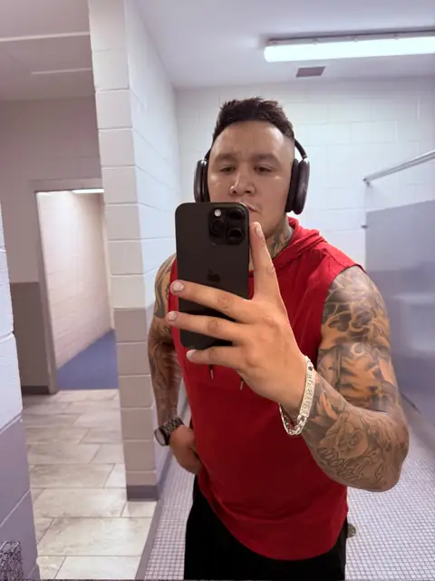 Luis Perez Jr on OnlyFans