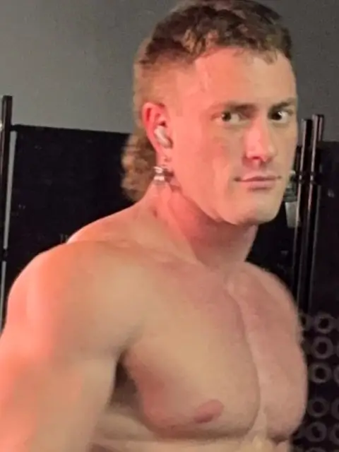 AdamCainXXX on OnlyFans