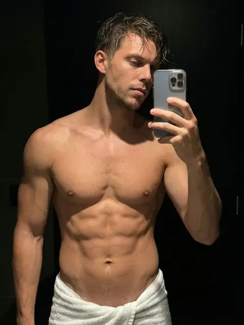 Matthew Lewis OnlyFans profile