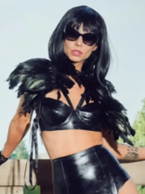 Mistress Ludovica Luxury on OnlyFans
