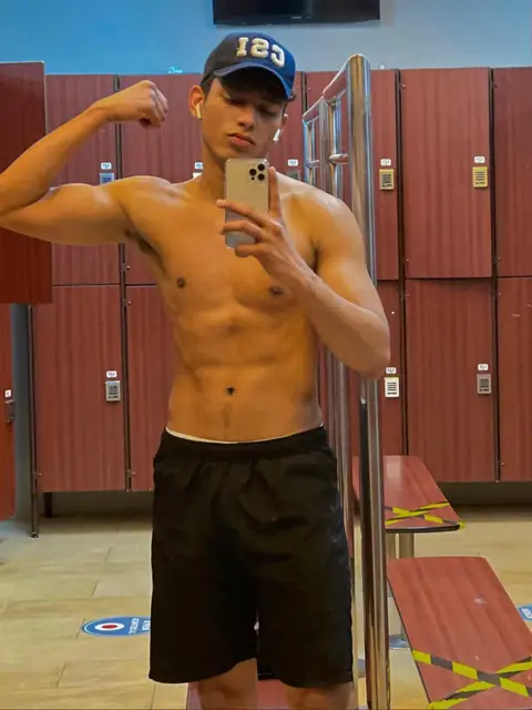 Nick Maxxx on OnlyFans