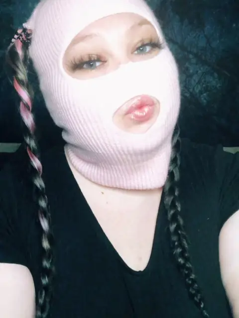Mrs.klark on OnlyFans
