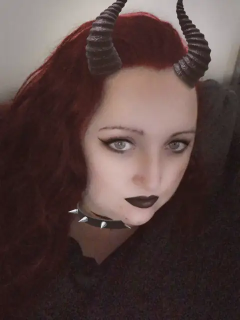 Scarlett Bordeaux OnlyFans profile