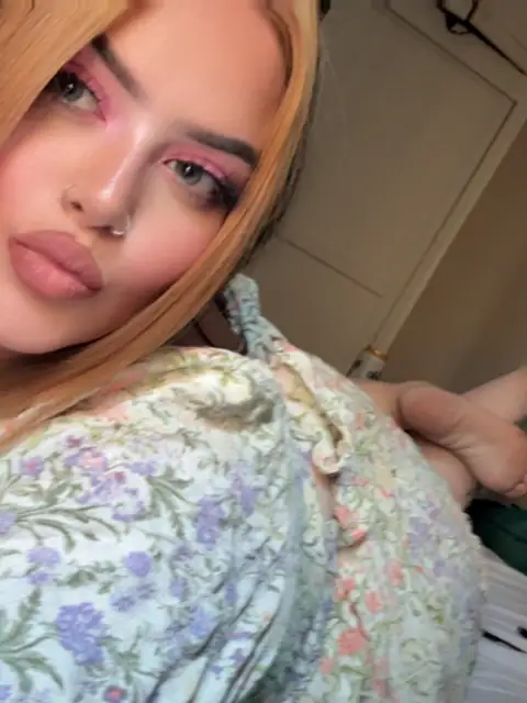 Miss thicknesss on OnlyFans