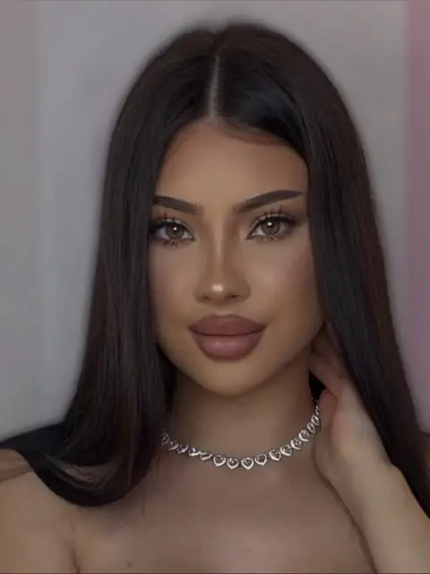 Raisaa M on OnlyFans