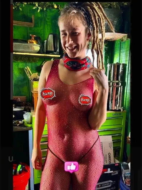 Off Grid Misty on OnlyFans