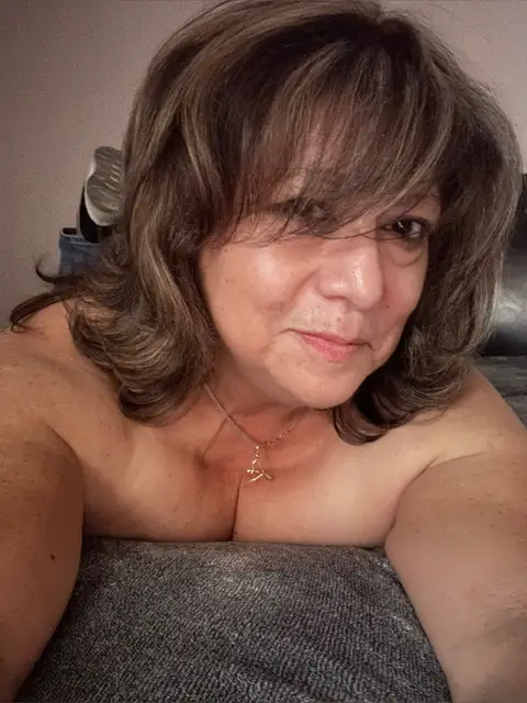 Mature Latina Mom on OnlyFans