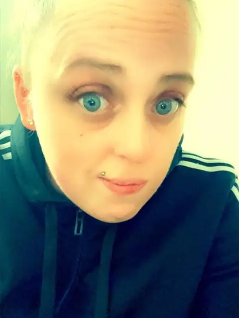 Lesbianchar on OnlyFans
