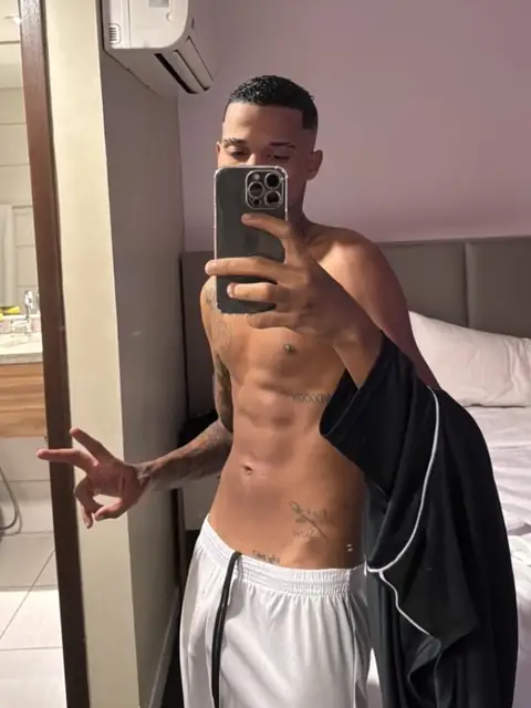 Senny on OnlyFans