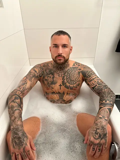 Alex on OnlyFans